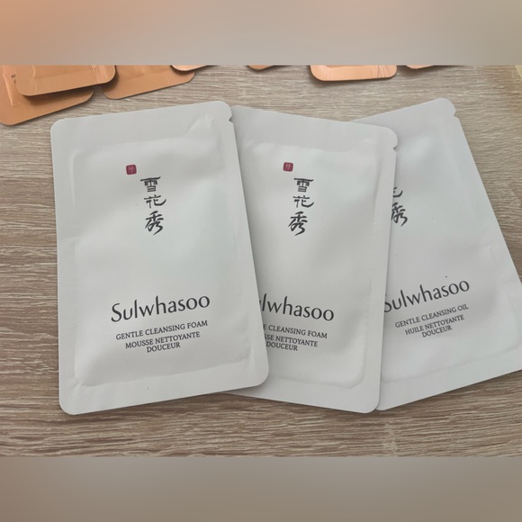 Sulwhasoo sample set - Picture 3 of 3